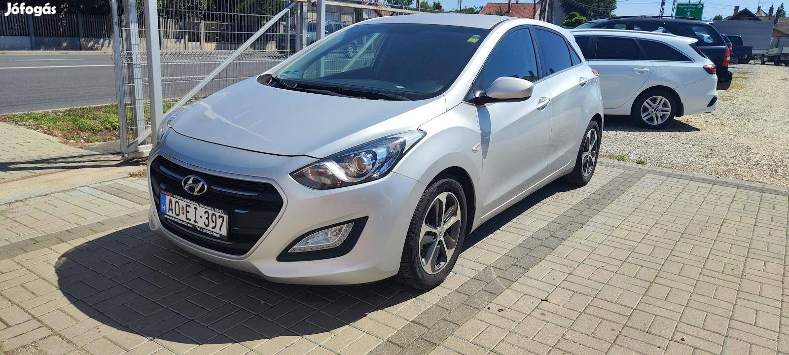 Hyundai I30 1.6 CRDi LP Comfort friss kpm vizsg...