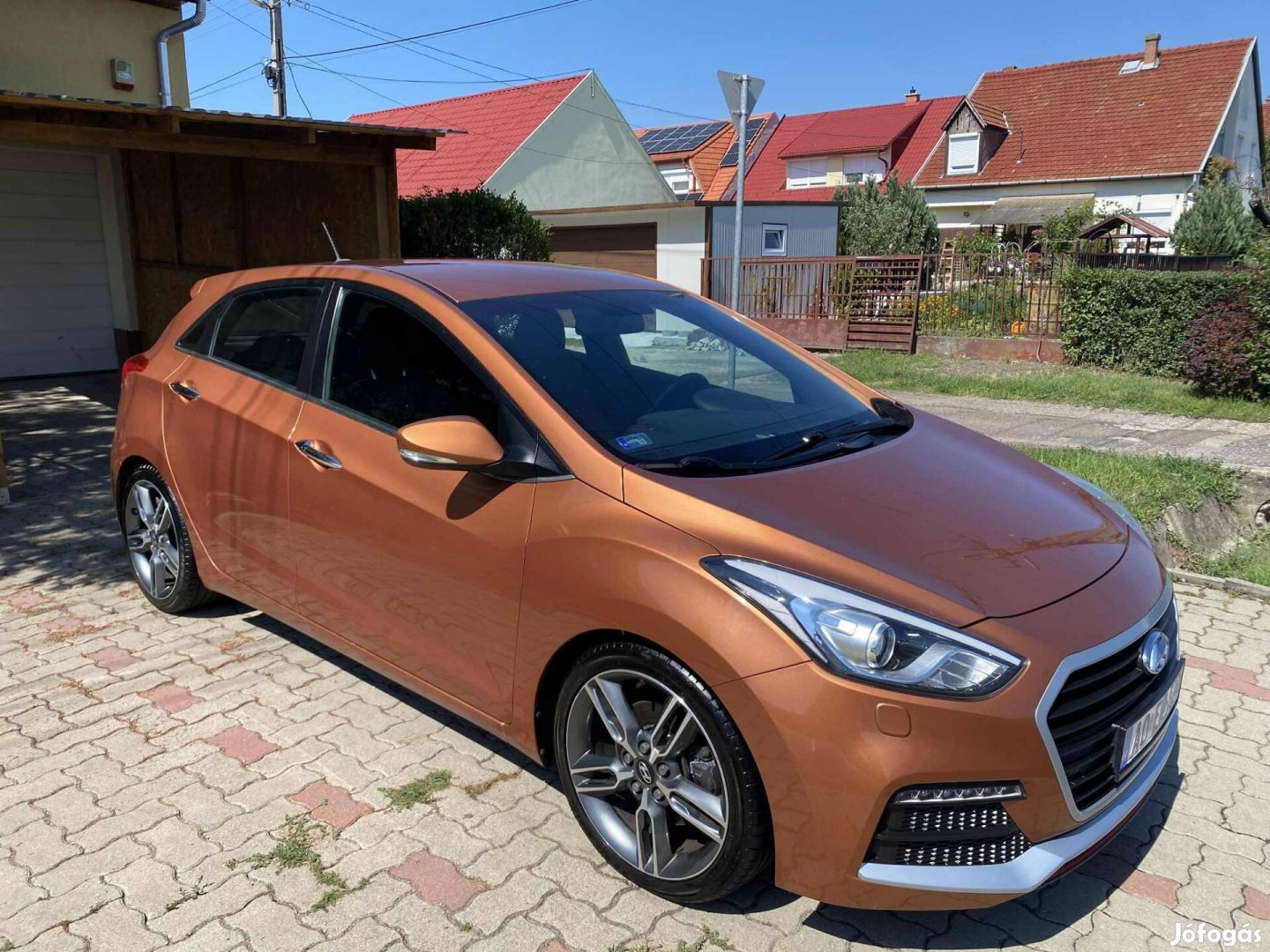 Hyundai I30 1.6 T-GDI vezetett szervízkönyv. gy...