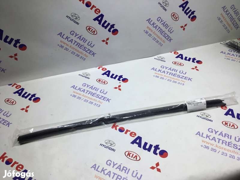 Hyundai I30 FD páralehúzó első bal 822312L000