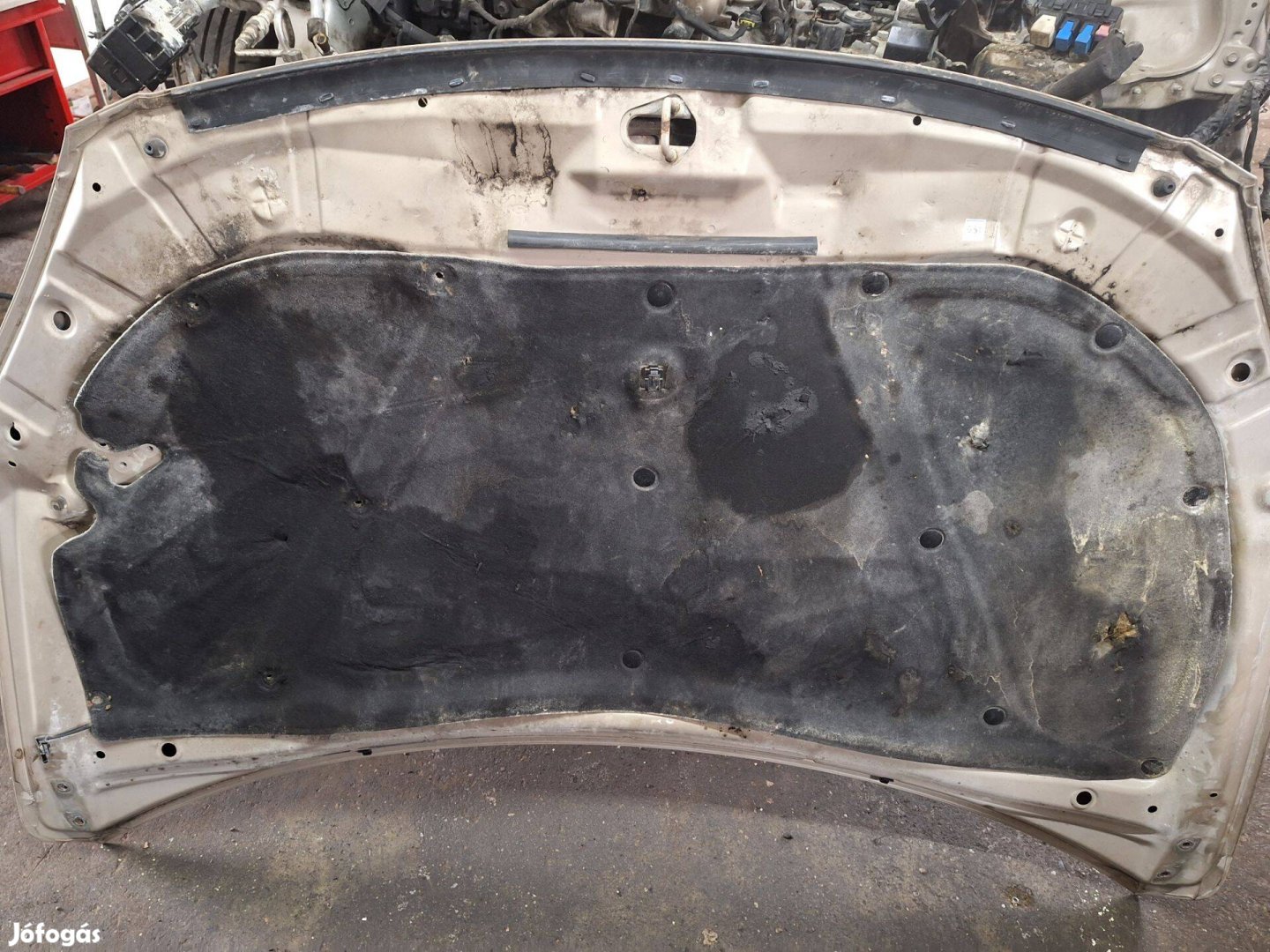 Hyundai I30, 1,6 CRDI (2012) kombi, motorháztető szigetelés eladó