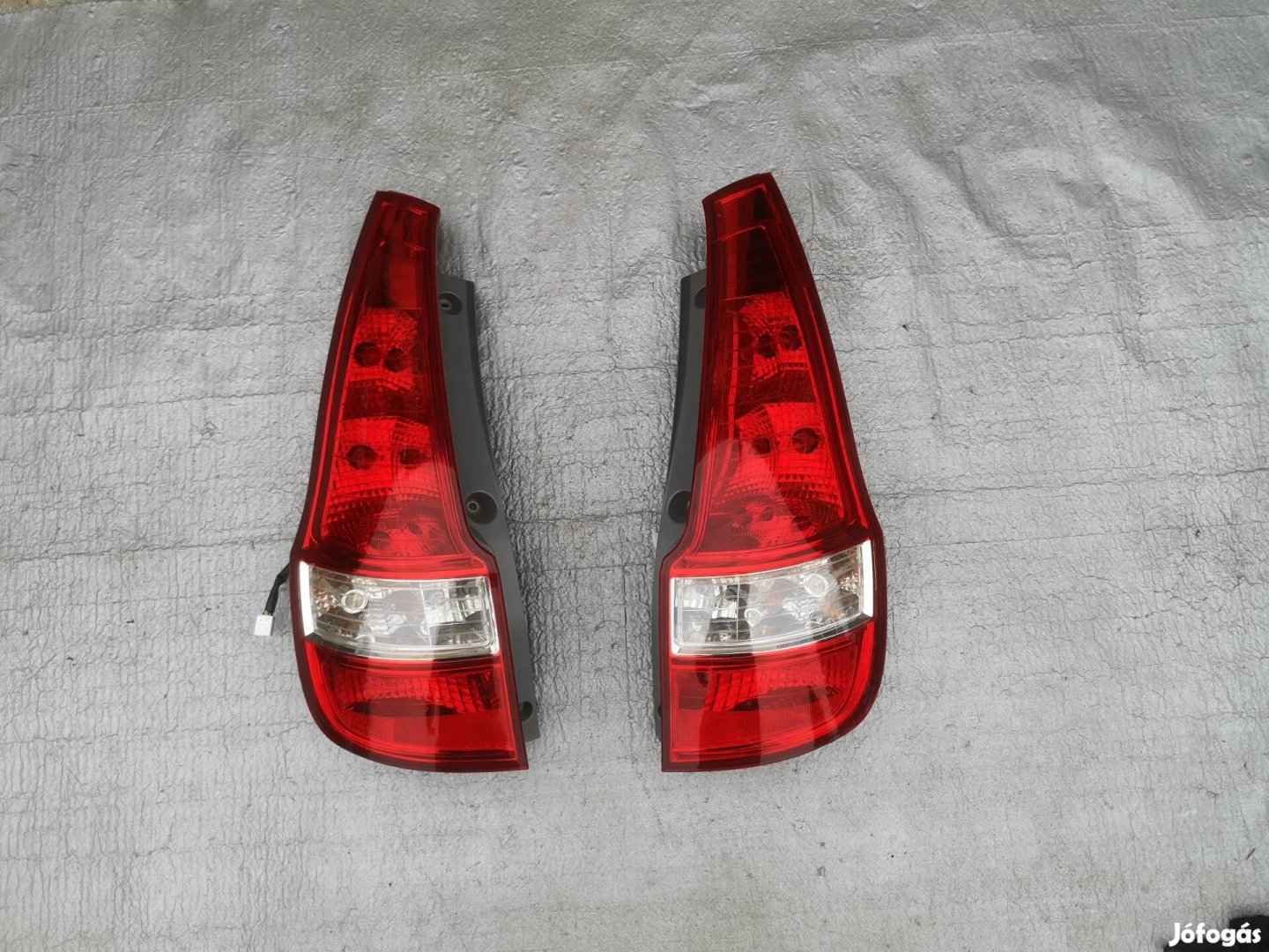 Hyundai I30 kombi gyári hátsó lámpa bal-jobb 