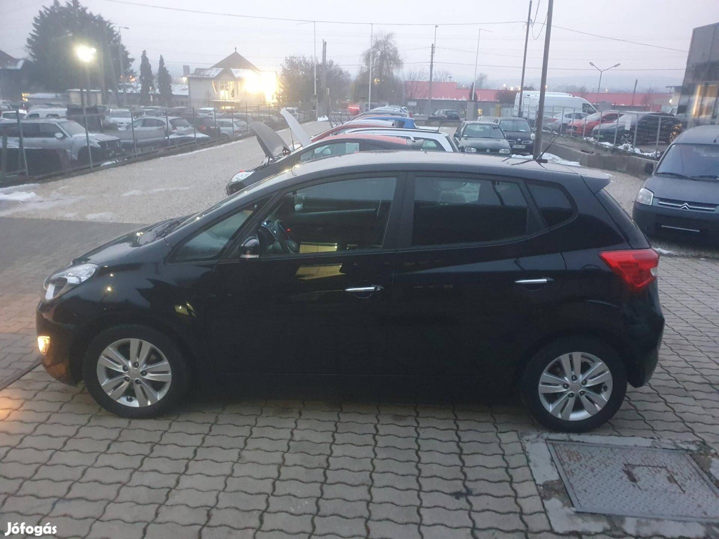 Hyundai IX20 1.4 CRDi HP Style 119000km klima 1...