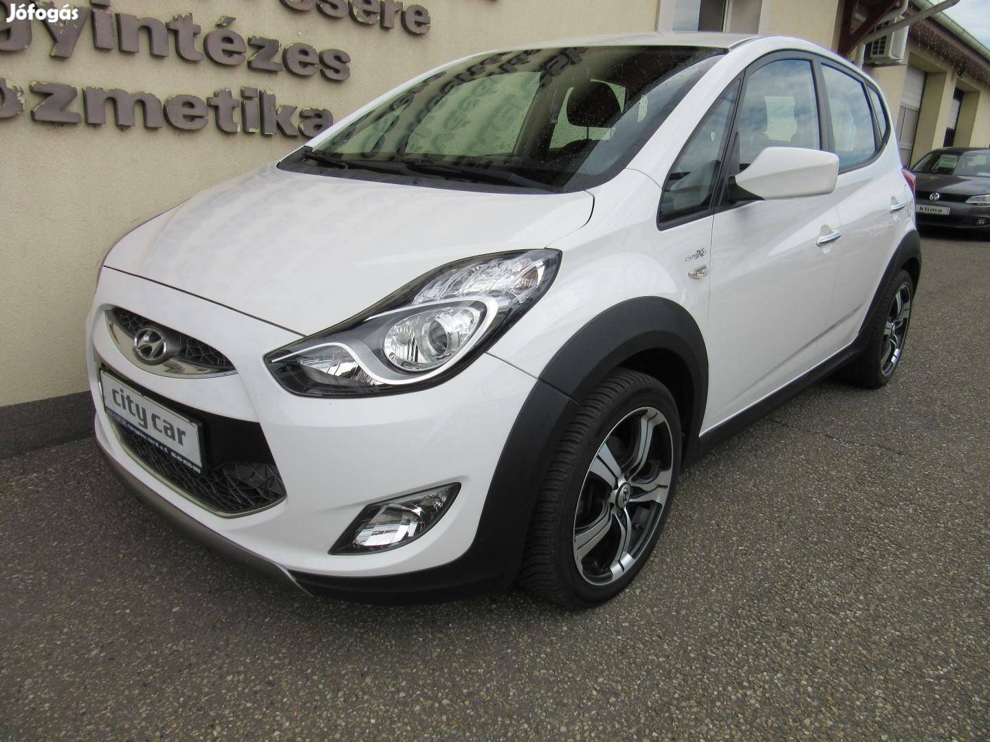 Hyundai IX20 1.6 DOHC Comfort Crossline ! 100 E...