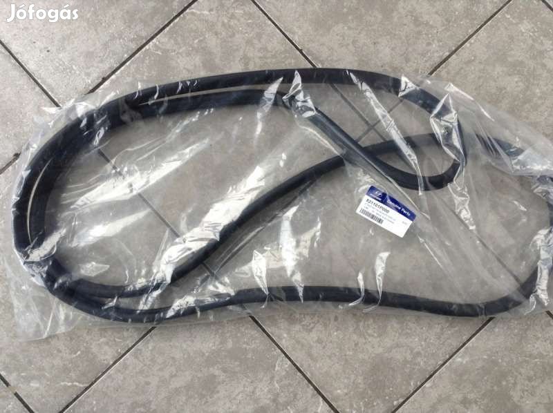 Hyundai IX20 Kia Venga kédergumi első bal kaszni 821101P000