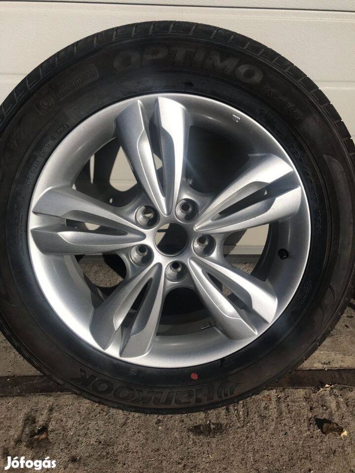 Hyundai IX35-Tucson 1db 17"alufelni új. 52910-2S200