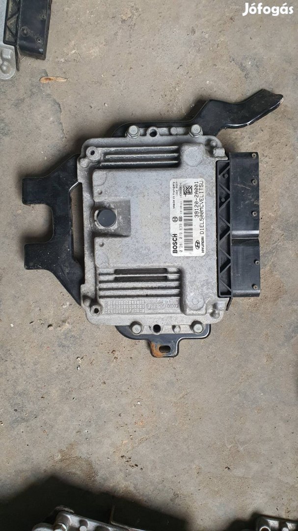 Hyundai IX 35 1.7 crdi motorvezérlő  23.05