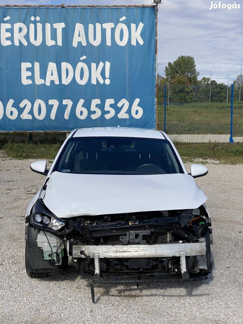 Hyundai Ioniq plug-in 1.6 GDi Comfort Navi DCT...