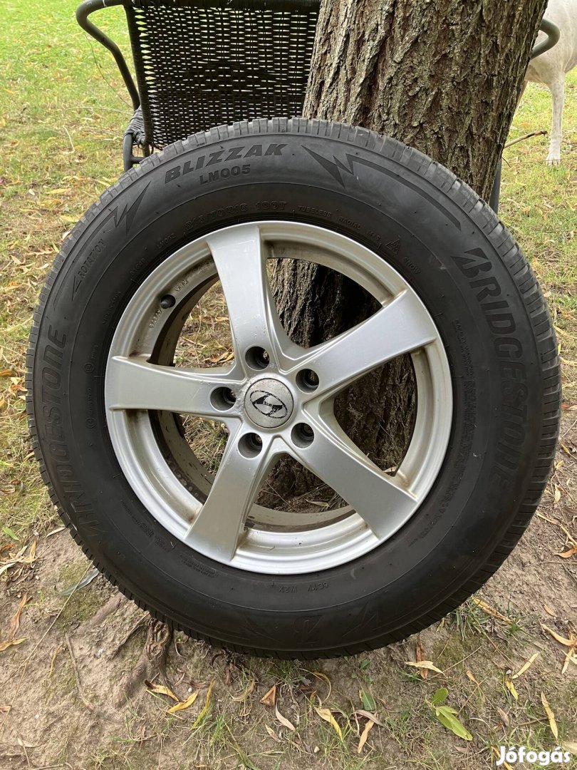 Hyundai Ix35, Tucson 215/70R16Téli szett