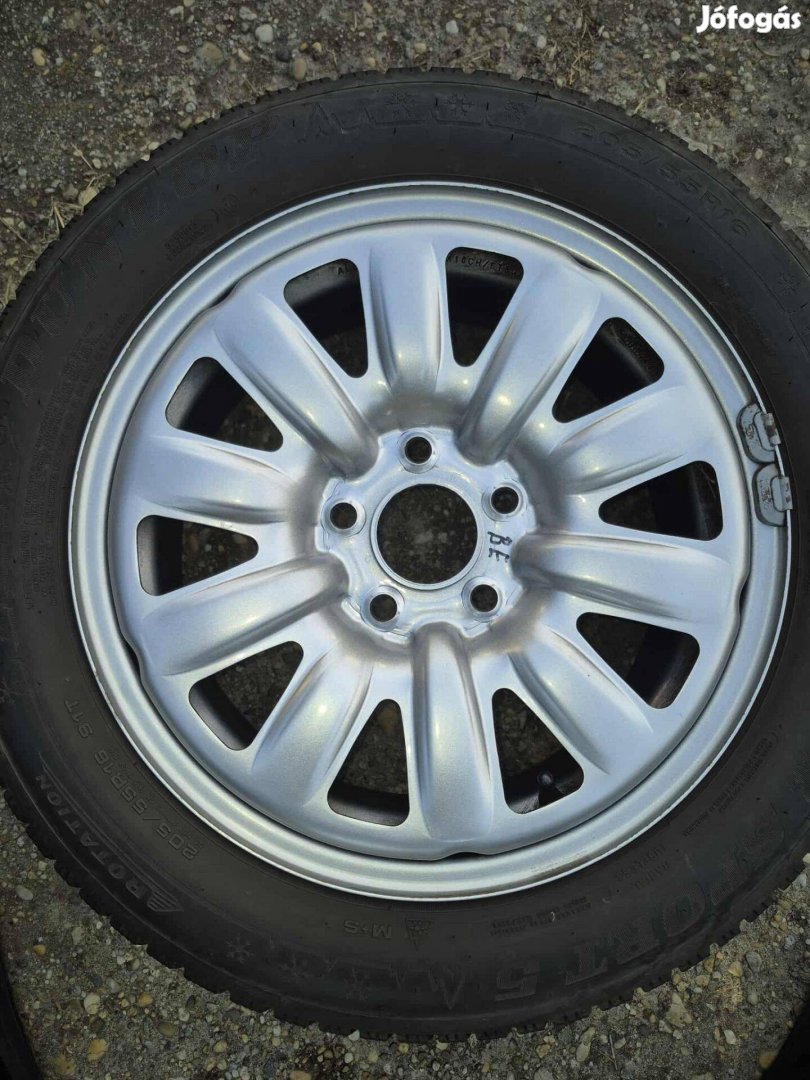Hyundai Kia 16" hybrid felni téligumival