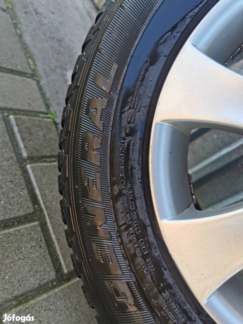 Hyundai Kia 235/65 R17