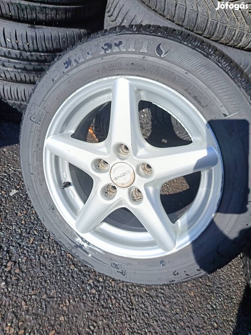 Hyundai Kia Mazda 15" alufelni téli gumival eladó 