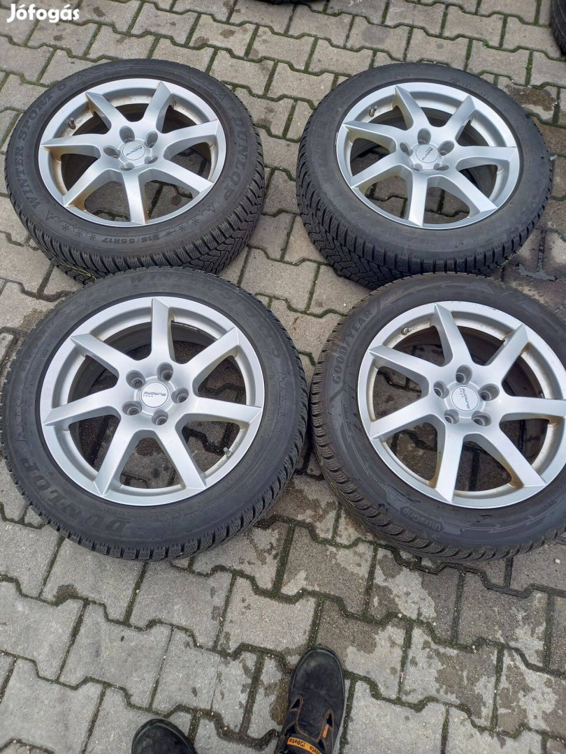 Hyundai Kona 5x114.3-as 7x17" újszerű alufelni 215/55 újszerű Dunlop t