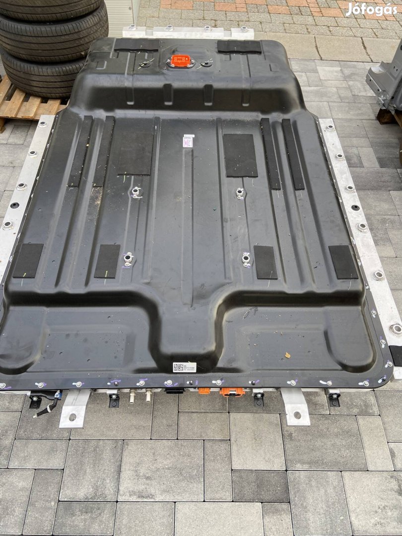 Hyundai Kona 64kwh litium akkumlátor eladó