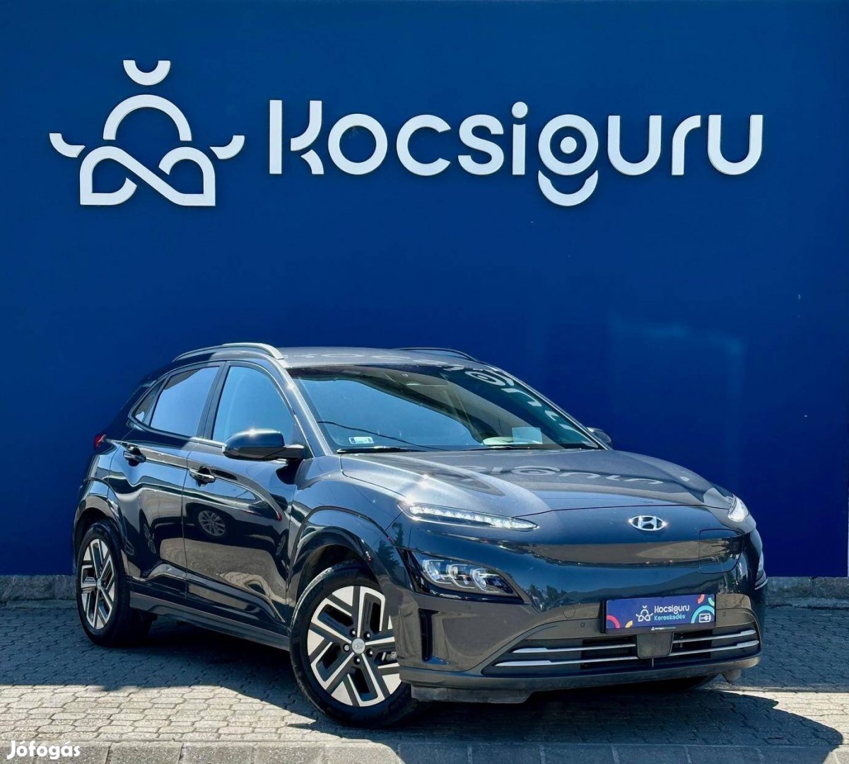 Hyundai Kona EV 64kWh Executive / Újszerű/ 28eK...