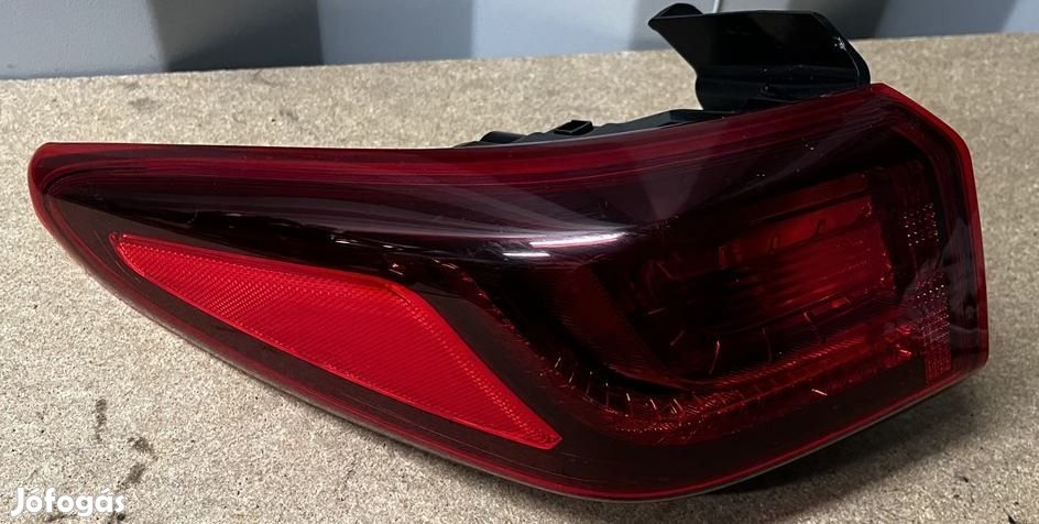 Hyundai Kona (OS) bal hátsó lámpa