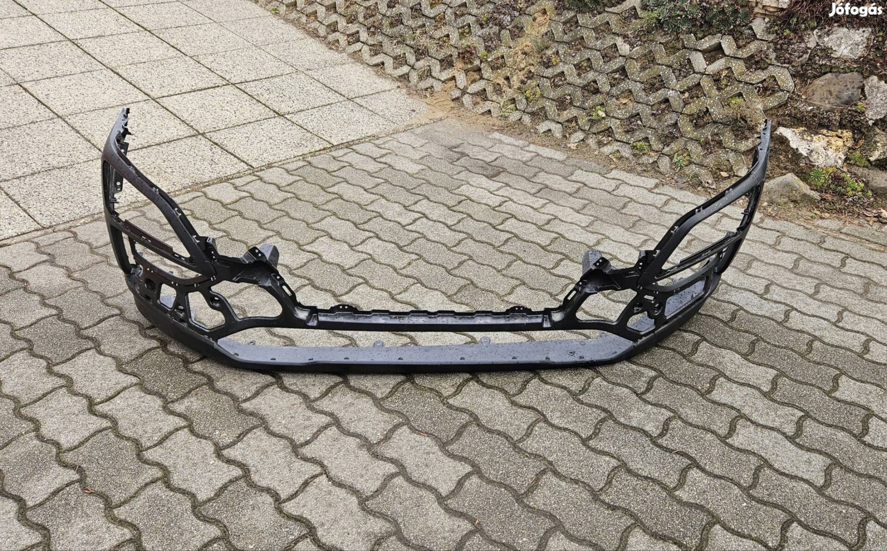 Hyundai Kona első lökhárító váz 