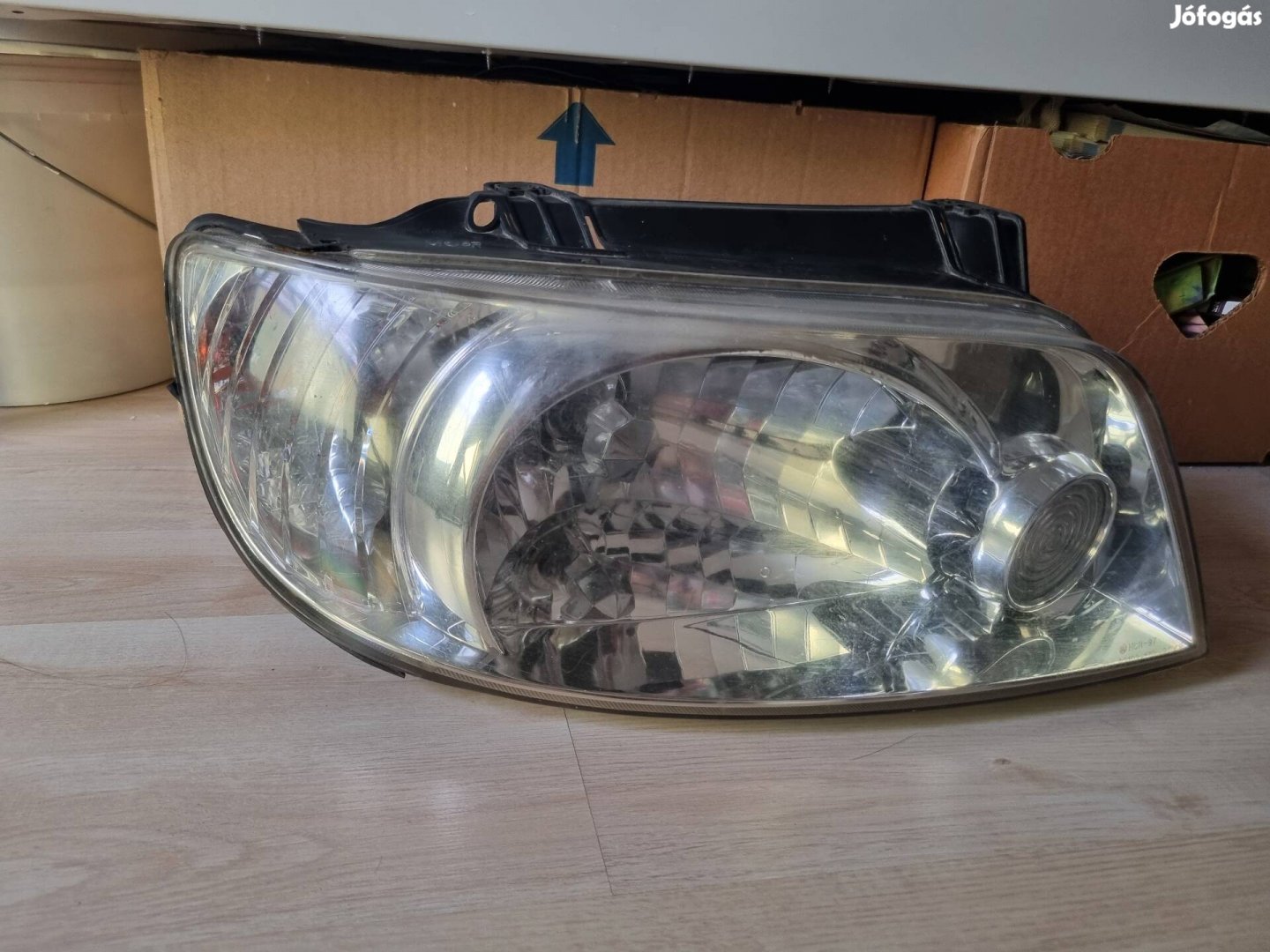 Hyundai Matrix jobb elso lampa. 