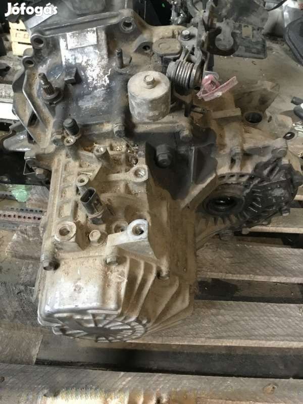 Hyundai Matrix váltó 4300028612-BON