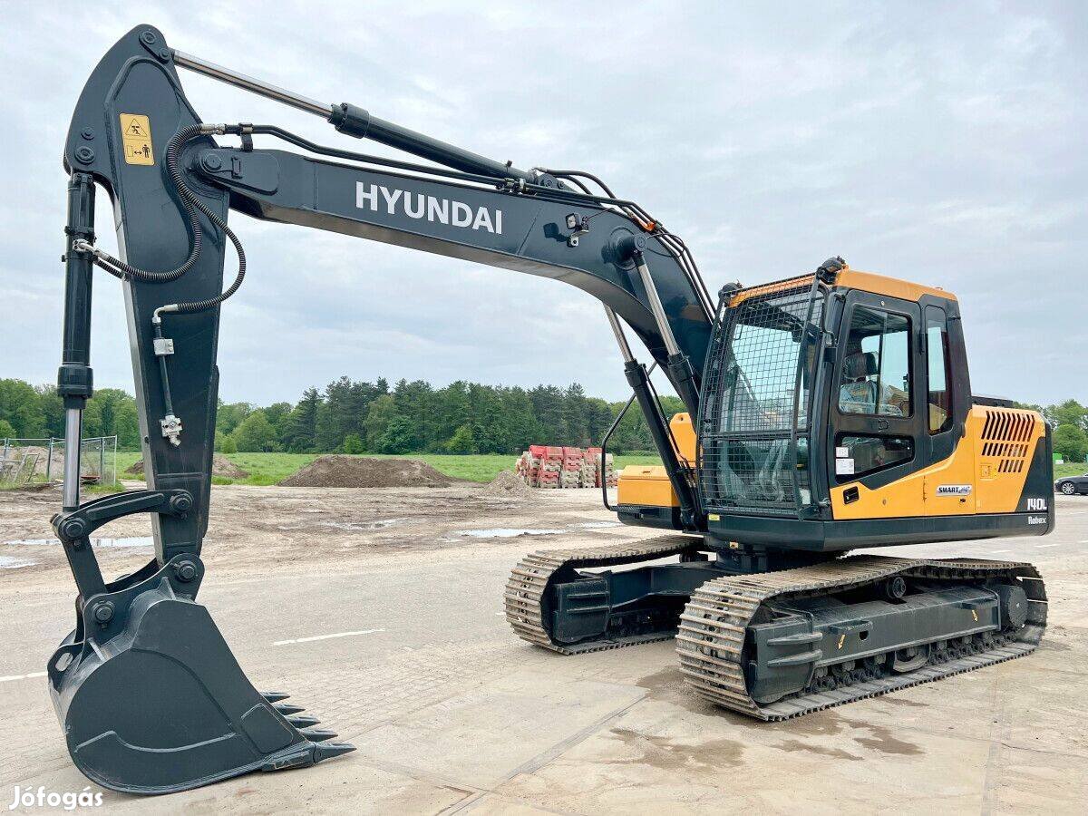 Hyundai R140L / 6 üzemóra / Lízing 20%-tól