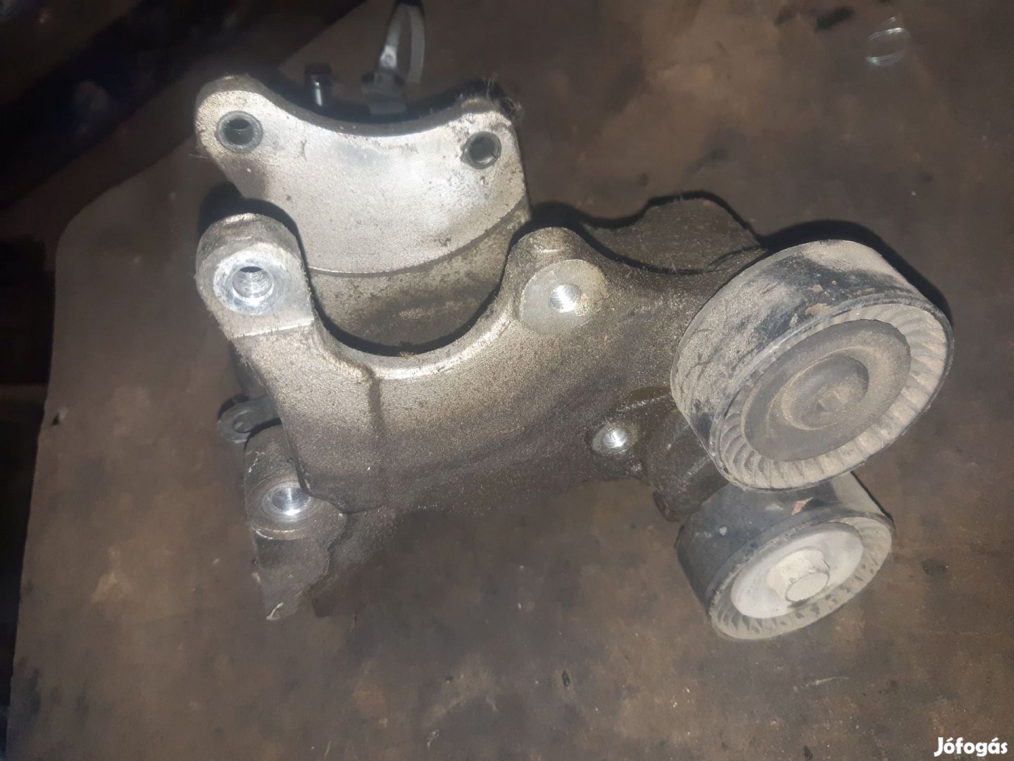 Hyundai Santa Fe Kormányszervó Szivattyú Tartó Bak - Klíma