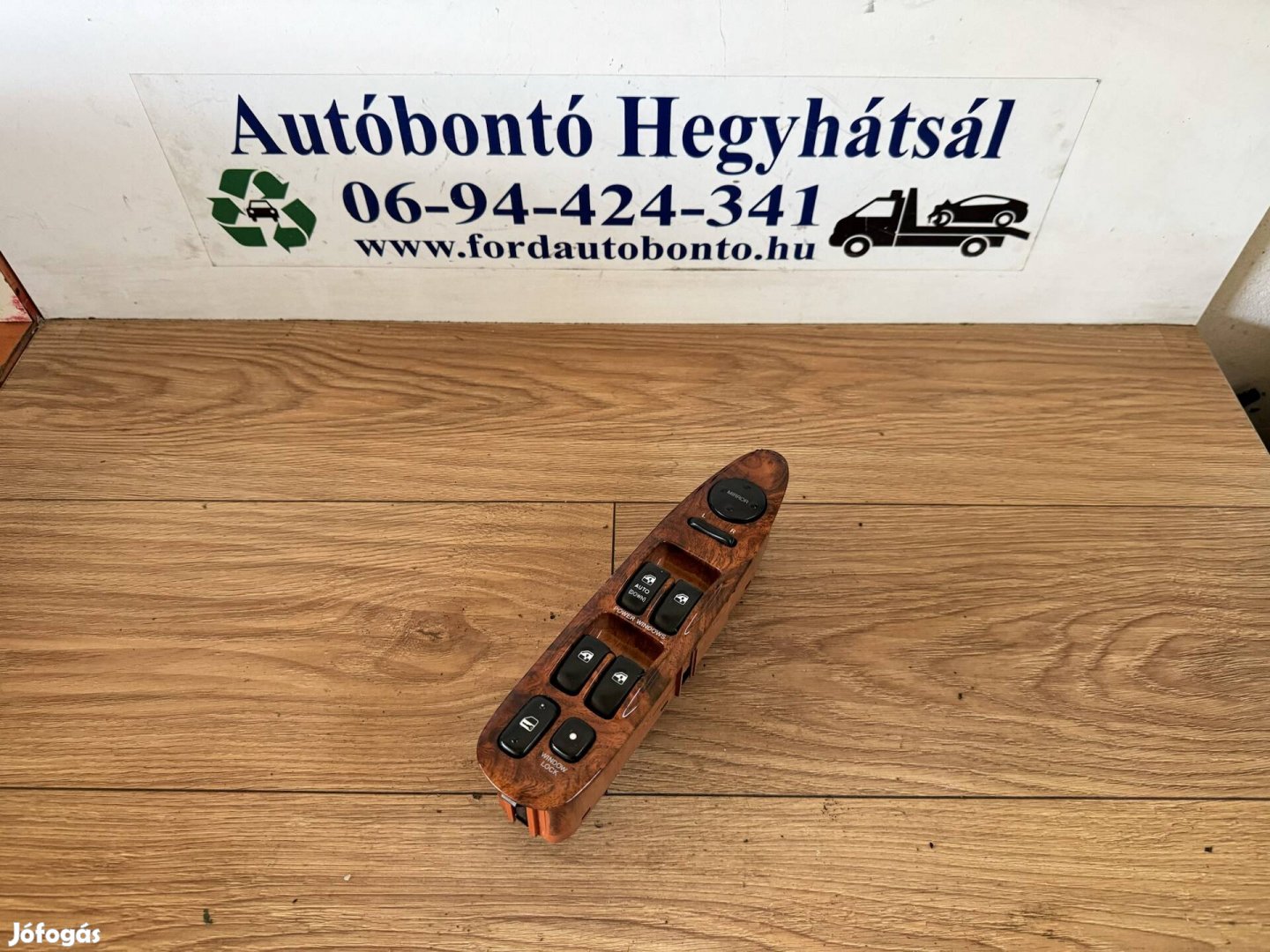 Hyundai Sonata III 2.0 i (93-) bal első ablakemelő kapcsoló 