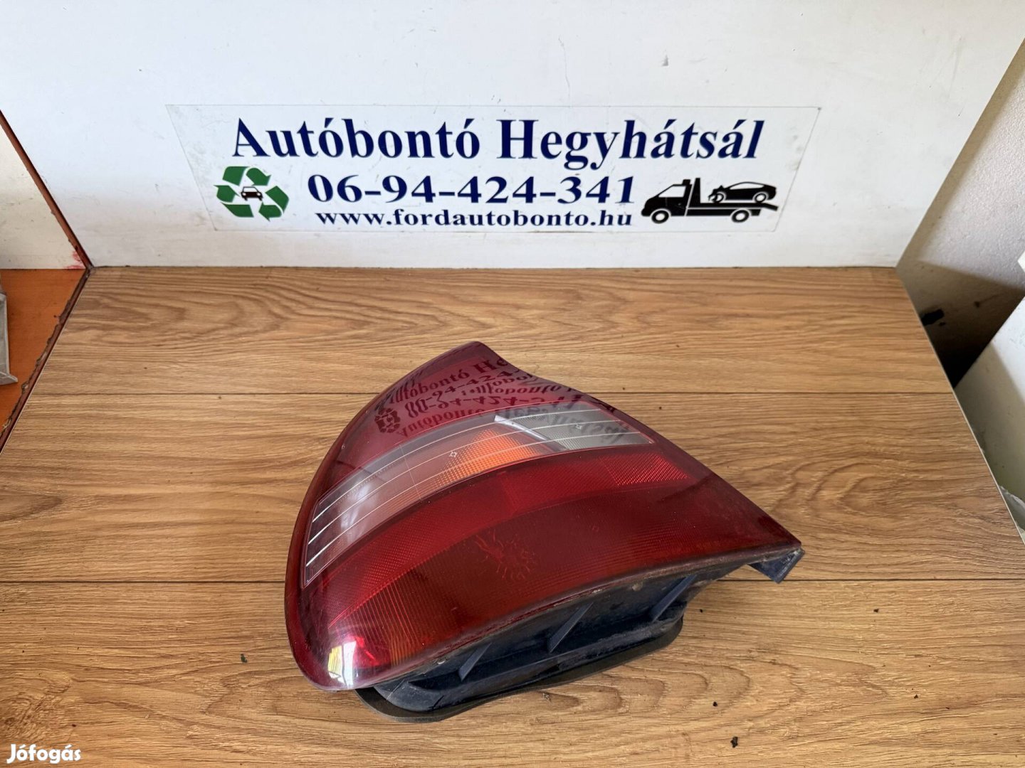 Hyundai Sonata III 2.0i (93-) bal hátsó lámpa 