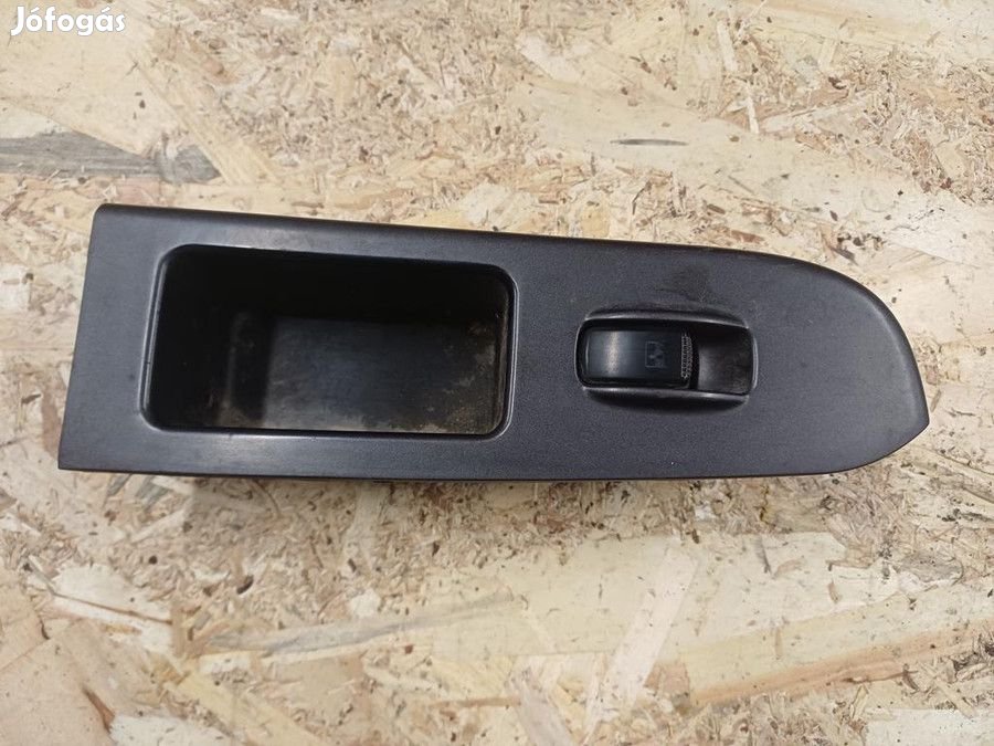 Hyundai Trajet 2001-2008 Jobb Első Ajtó Ablakemelő Kapcsoló