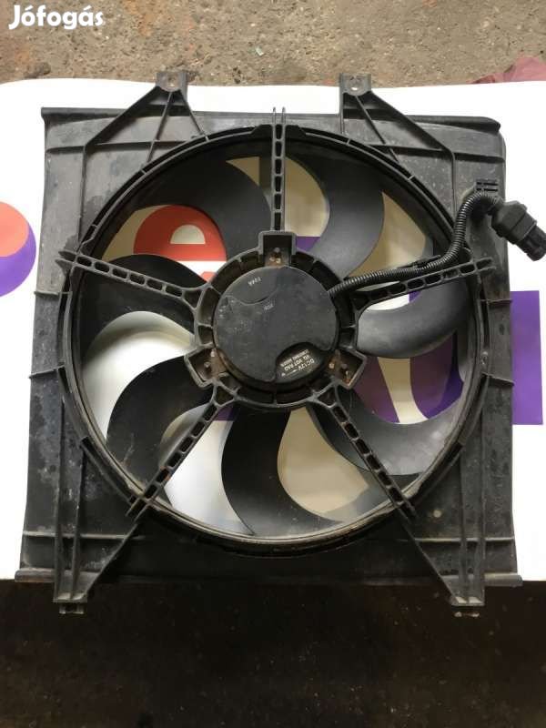 Hyundai Trajet hűtőventilátor 253803A250-BON