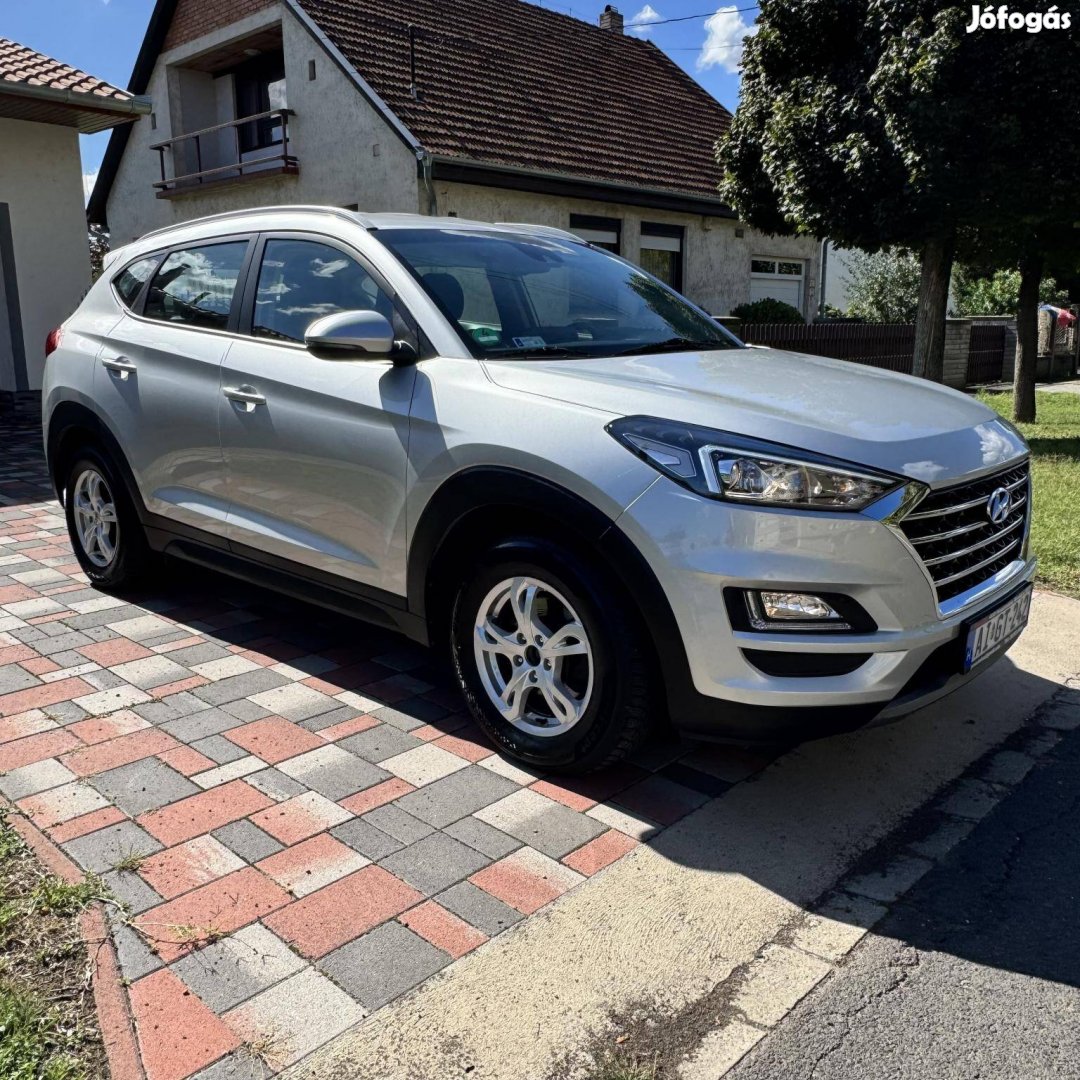 Hyundai Tucson 1.6 CRDi HP Executive DCT Nagyon...