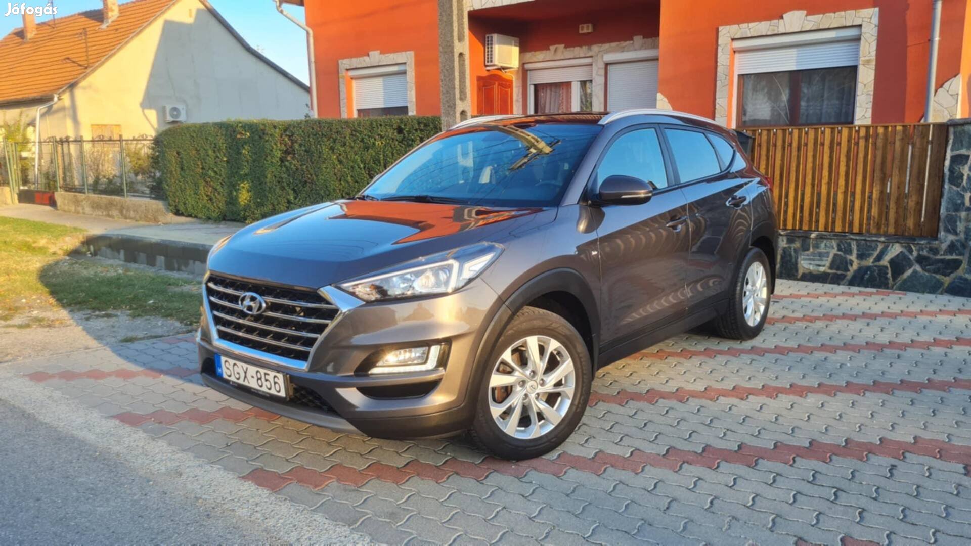 Hyundai Tucson 1.6 T-GDI Travel Gyönyörű állapt...