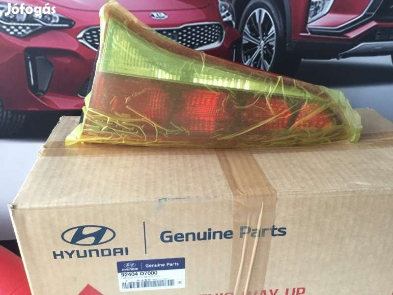Hyundai Tucson TL lámpa hátsó belső jobb 92404D7000
