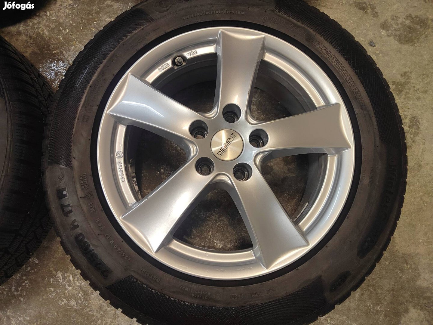 Hyundai Tucson alufelni téli gumi 225/60r17 