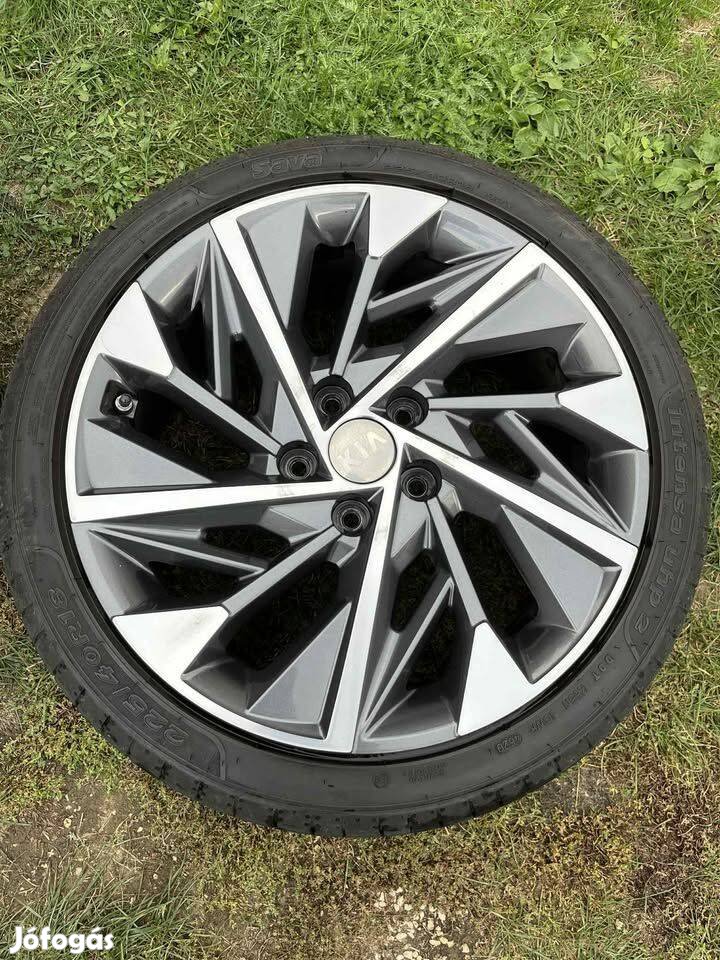 Hyundai Tucson gyári alufelni 18