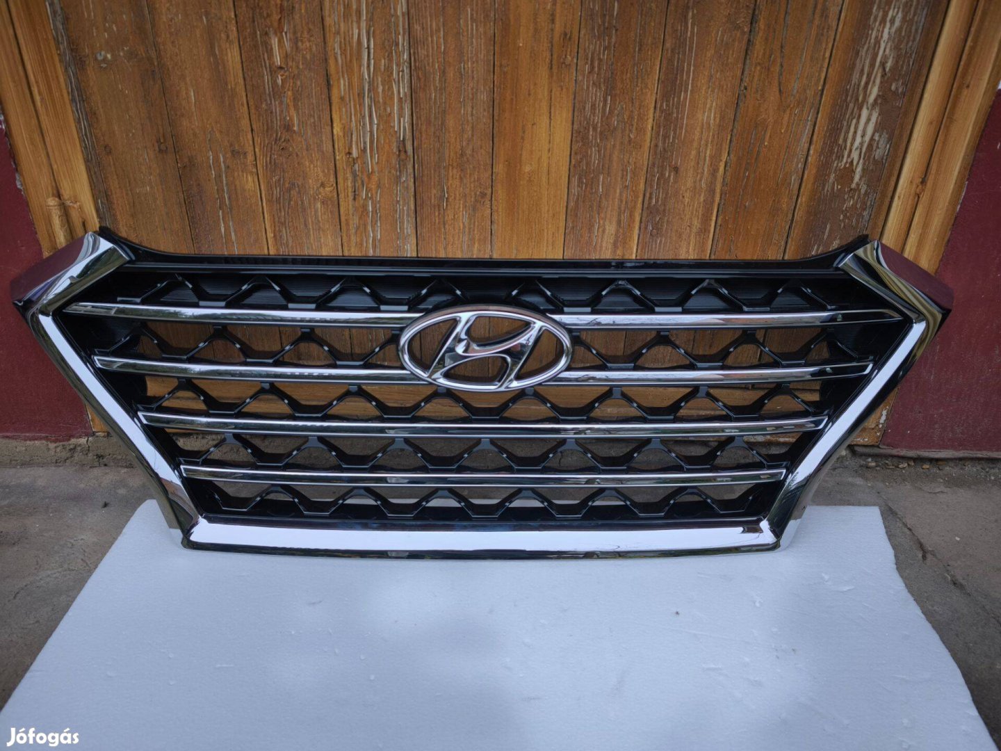 Hyundai Tucson gyári hűtőrács