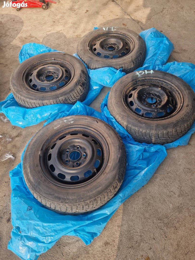 Hyundai acélfelni garnitúra