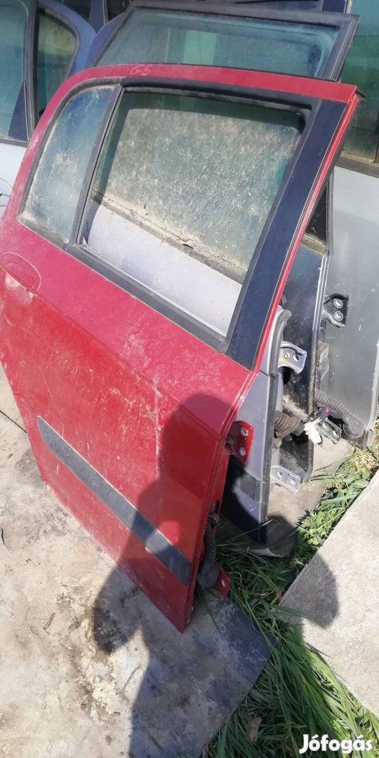 Hyundai getz jobb hátsó ajtó 2006 -2009 komplett olcsón