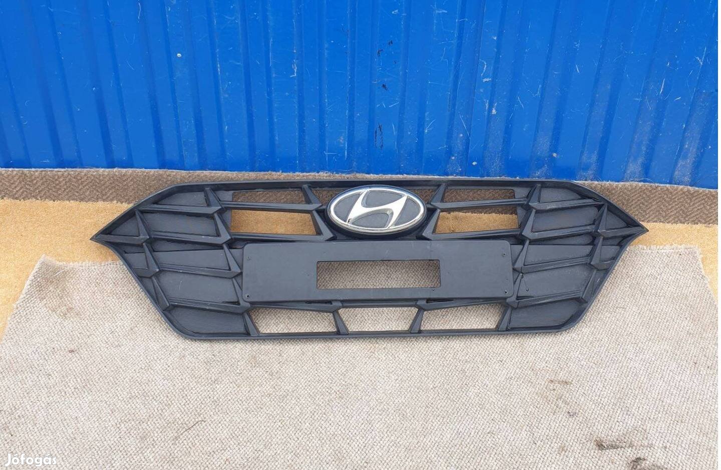 Hyundai i20 3 III gyári 86351Q0000 hűtőrács 2020-