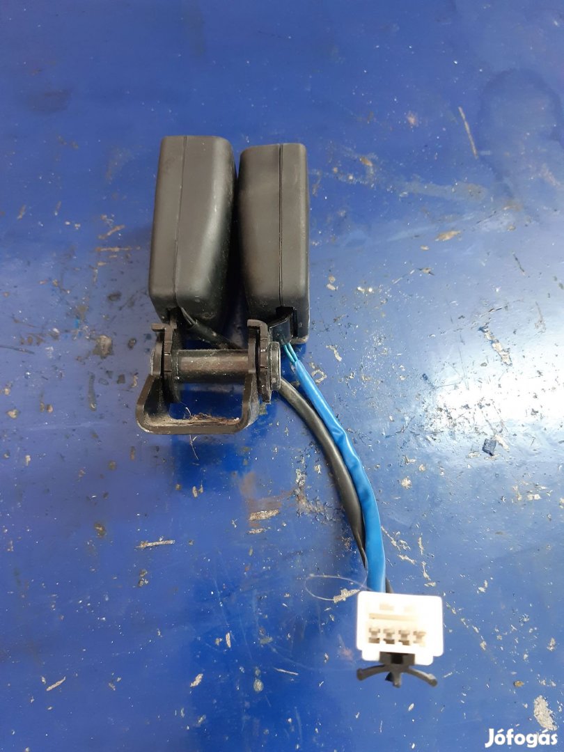 Hyundai i20 Bal Első Biztonsági Öv Csatlakozó