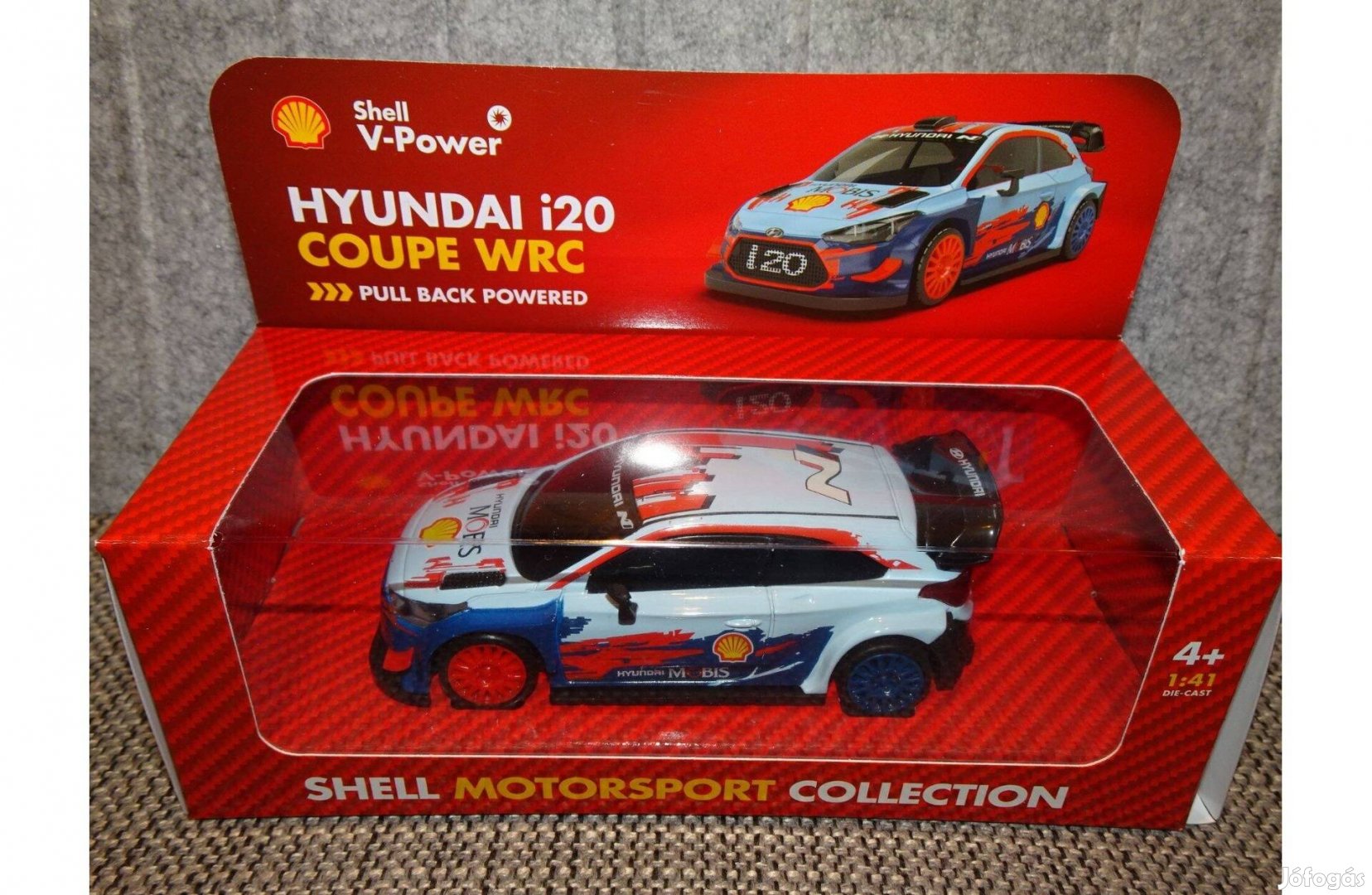 Hyundai i20 Coupé WRC hátrahúzós autó 1:41 model