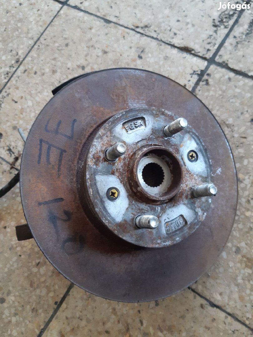 Hyundai i20 Jobb Első Csonkállvány Kerékaggyal ABS Jeladó