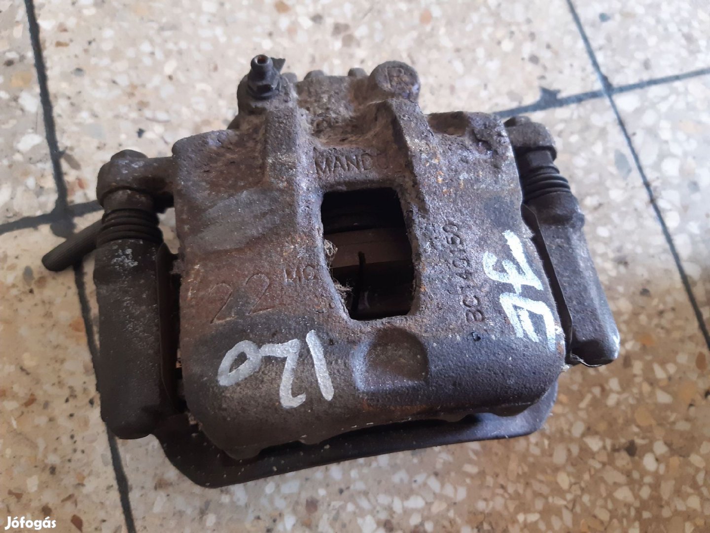Hyundai i20 Jobb Első Féknyereg