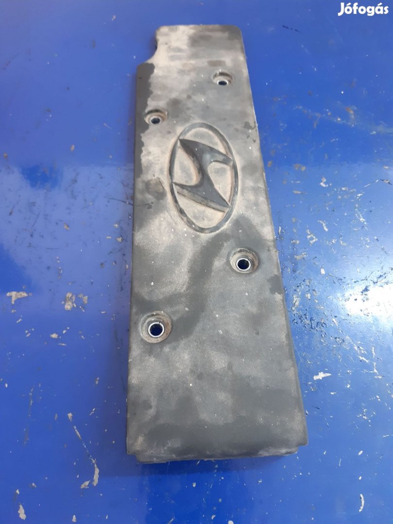 Hyundai i20 Motor Burkolat