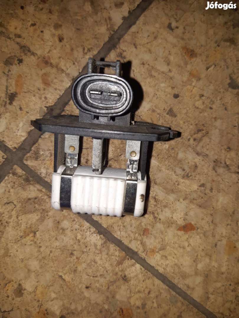Hyundai i20 Vízhűtő Ventilátor Relé