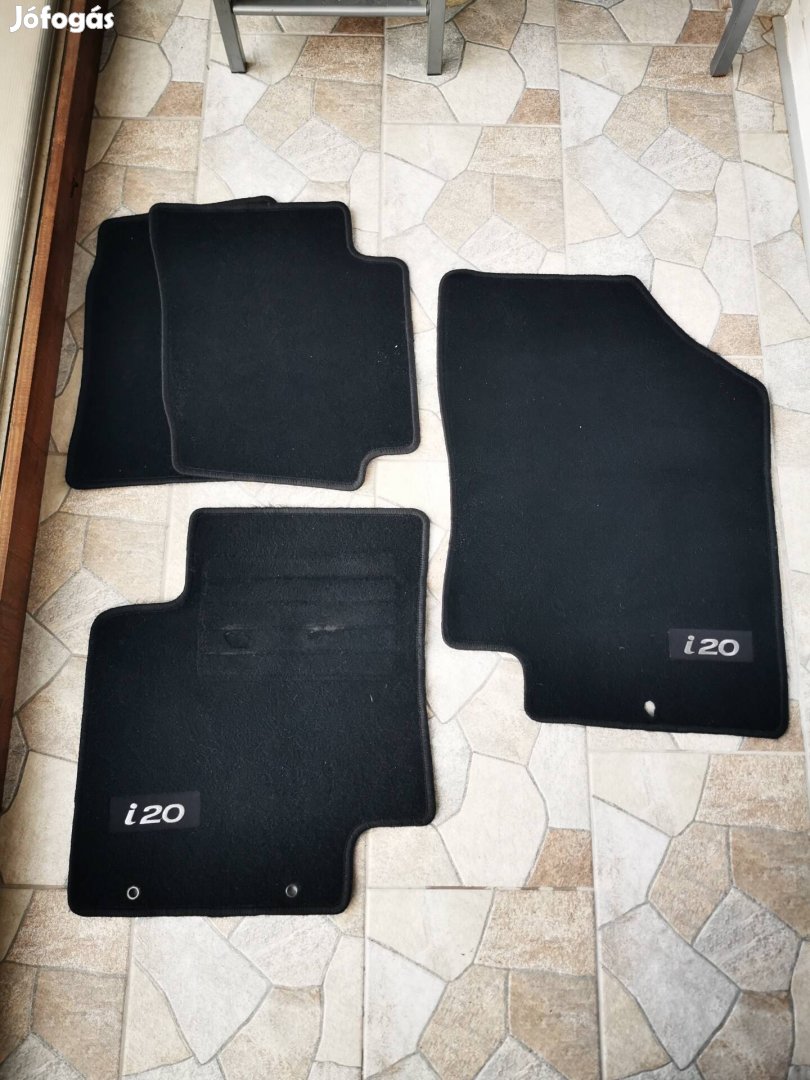 Hyundai i20 gyári szőnyeg szett