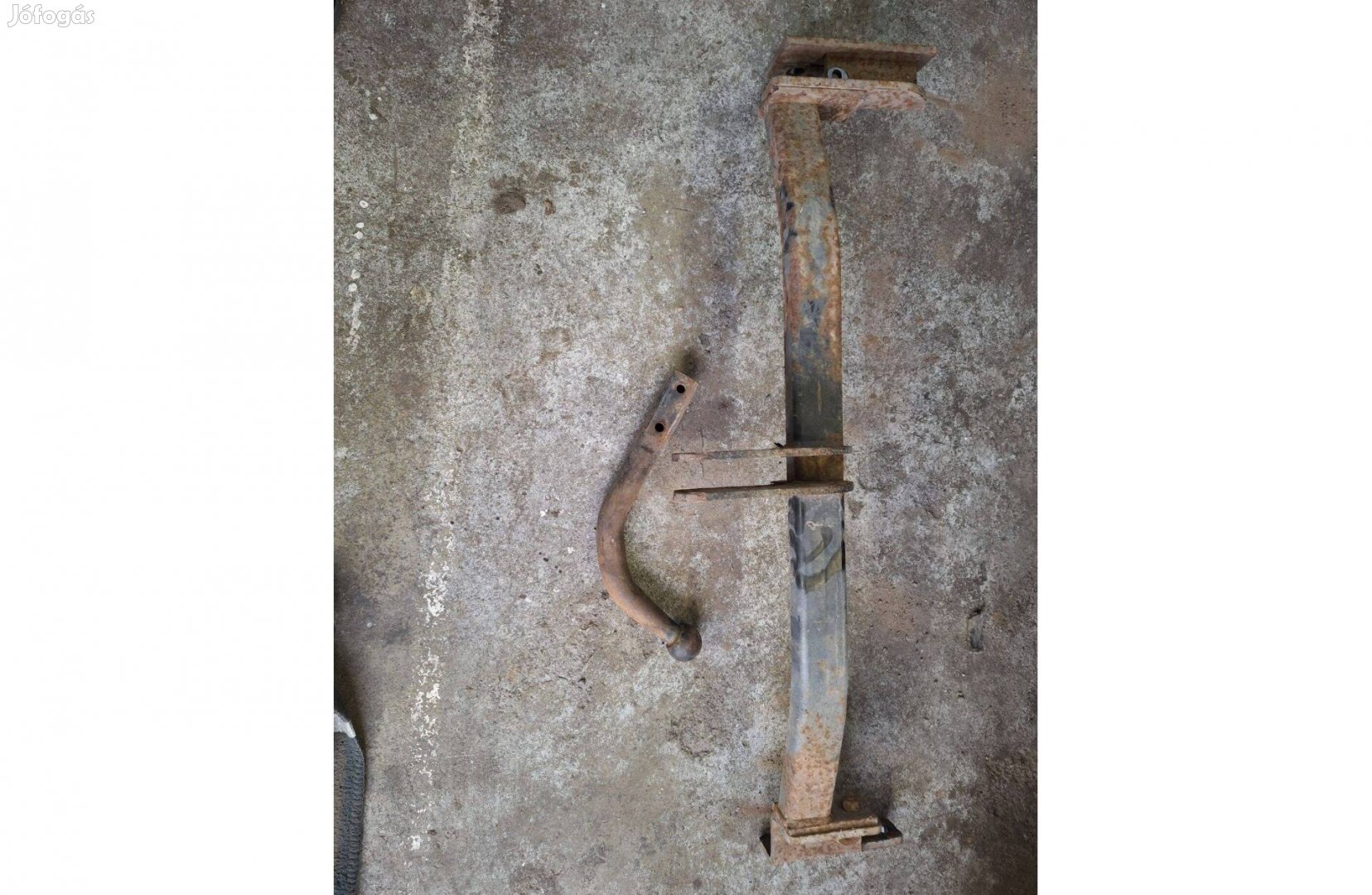 Hyundai i30 1,6 CRDI (2012) vonóhorog eladó