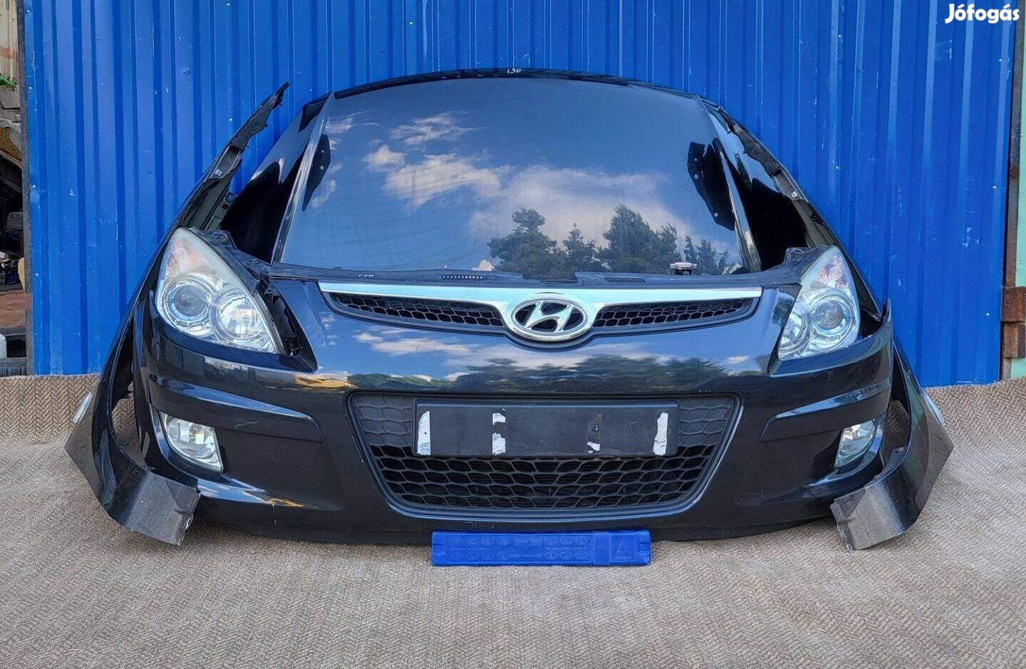 Hyundai i30 2007- gyári 865112R000 első lökhárító fekete sérülésmentes