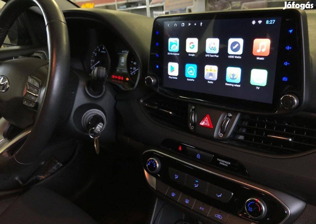 Hyundai i30 Carplay Multimédia GPS Rádió Tolatókamerával