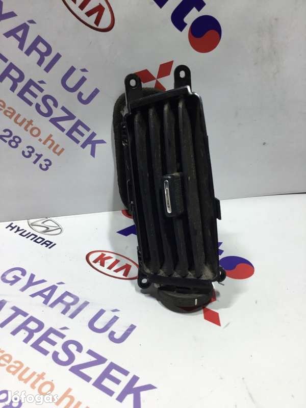 Hyundai i30 FD légbefúvó közép bal 974102L0004X-BON