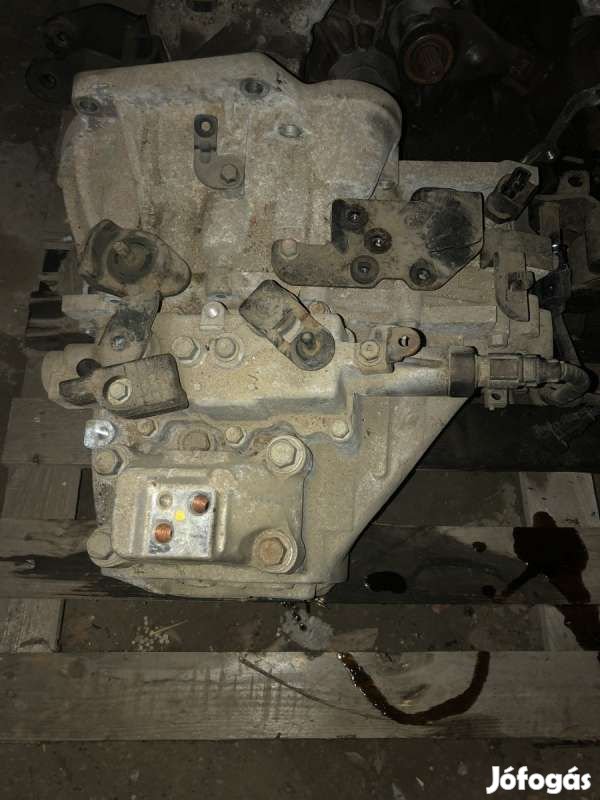 Hyundai i30 FD váltó manuális 4300023284-BON