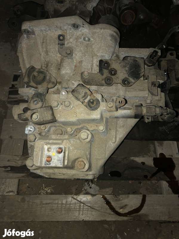 Hyundai i30 FD váltó manuális 4300023284-BON